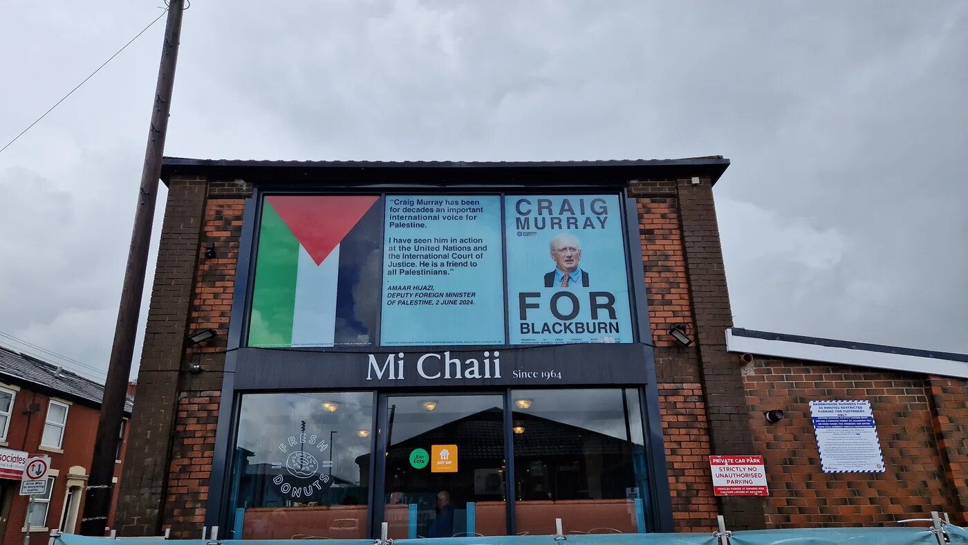 Workers Party candidate Craig Murray's campaign headquarters (Imran Mulla/MEE)