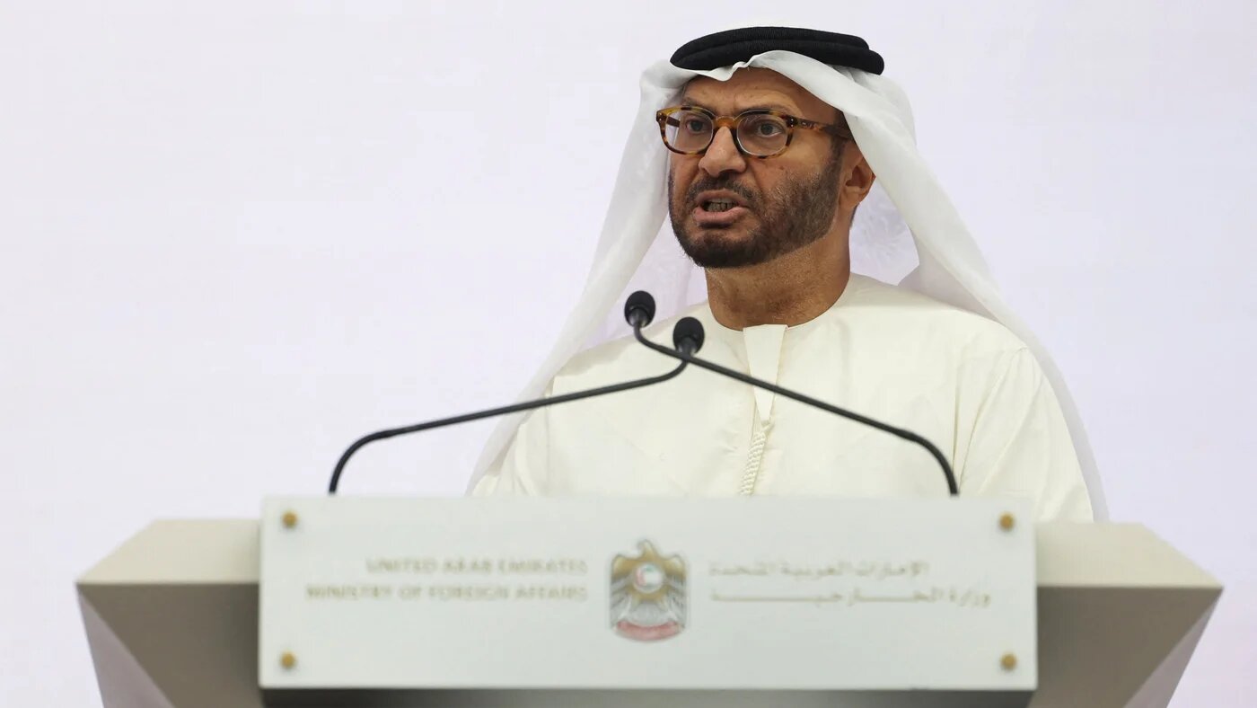 Anwar Gargash, diplomatic adviser to the UAE president, speaks at a press conference on the conflict in Sudan, Abu Dhabi, United Arab Emirates, 25 November 2025 (Amr Alfiky/Reuters)
