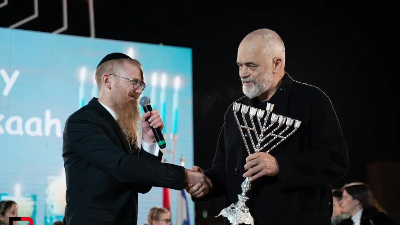 Albania's chief rabbi Yoel Kaplan (L) with Albania's Prime Minster Edi Rama (R) seen here in 2022 during the Jewish holiday of Hanukkah (Facebook)