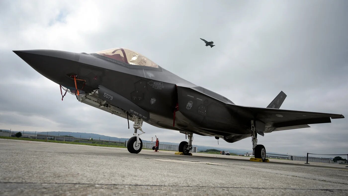Avion de chasse Lockheed Martin F-35 Lightning II sur la base aérienne de Payerne, en Suisse, le 7 juin 2019 (AFP)