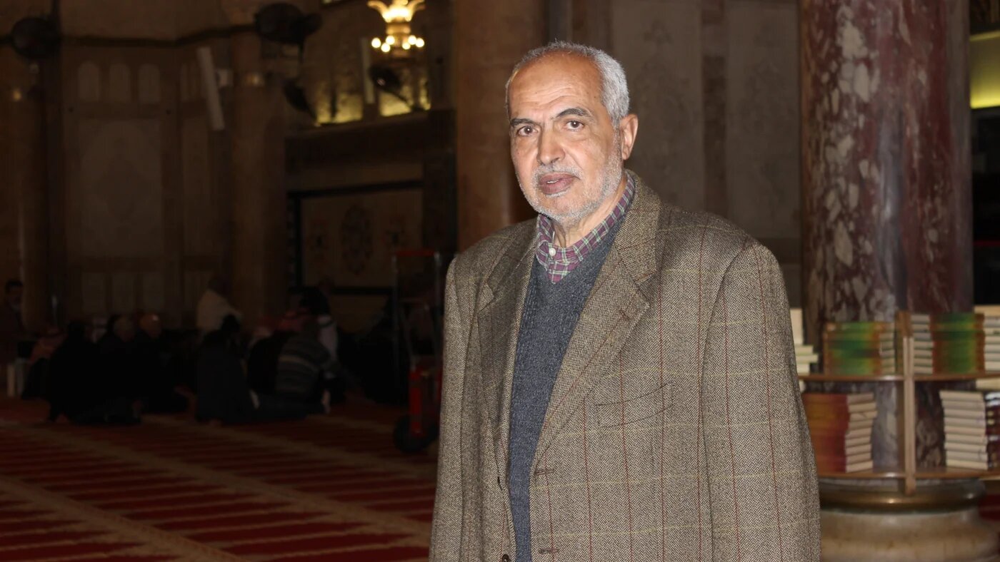 Abd al-Latif Sayyid, 73 ans, a passé la majeure partir de son enfance à jouer dans le complexe de la mosquée d’al-Aqsa (MEE/Aseel Jundi)