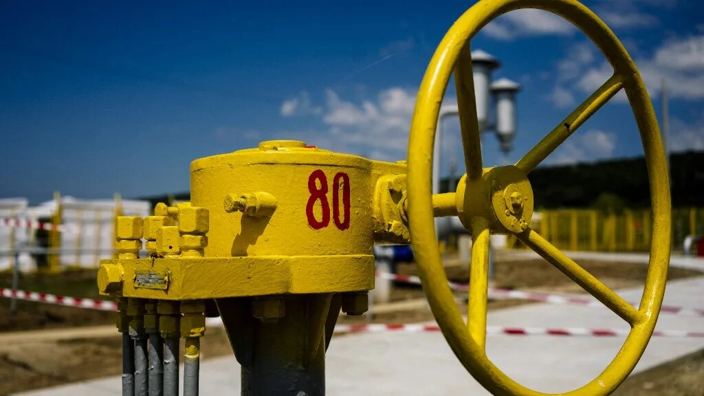 This picture taken on August 3, 2018, shows a view of the facility of the Lozenets-Nedyalsko natural gas transit pipeline to Turkey near the village of Lozenets.  (Dimitar DILKOFF / AFP)
