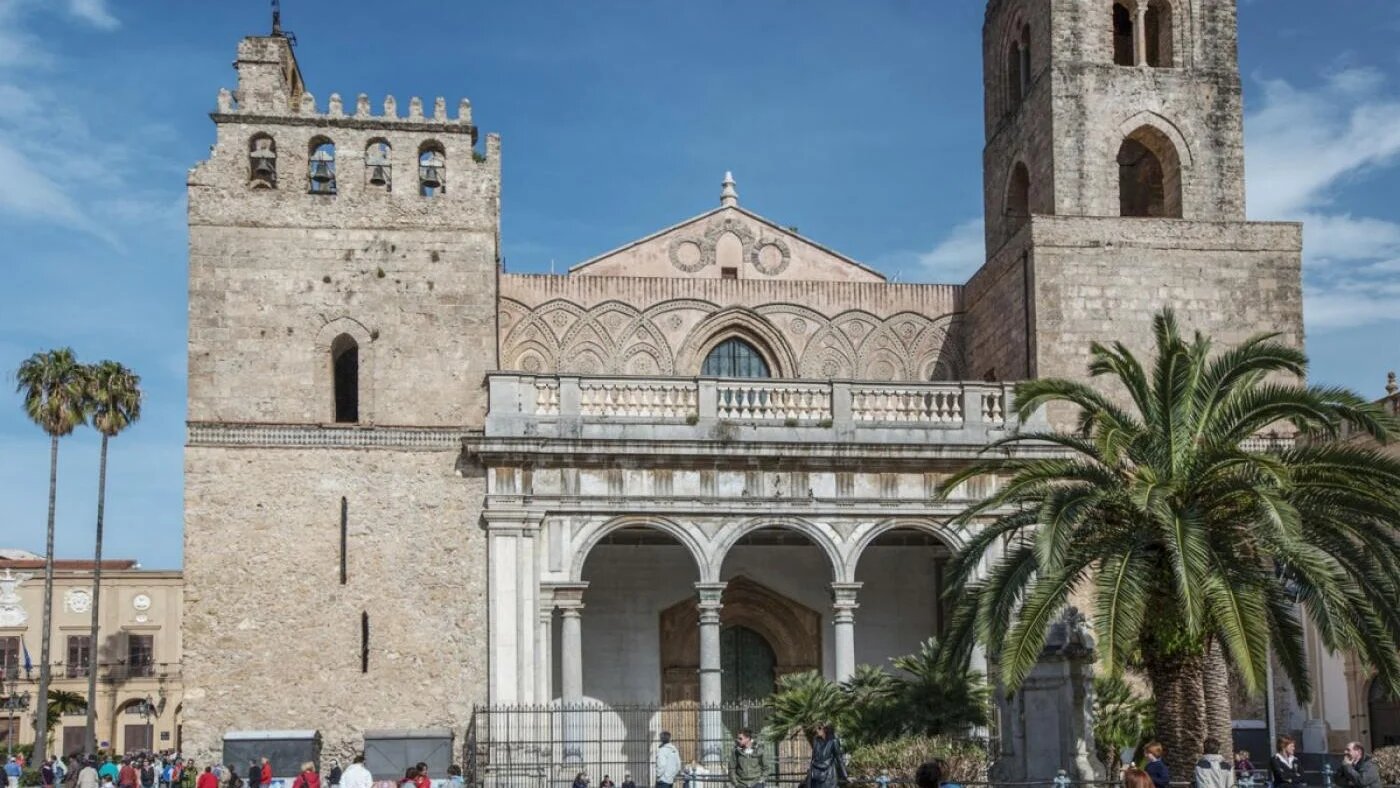 Construite sur le site d’une ancienne mosquée, la cathédrale de Monreale, près de Palerme, conserve des caractéristiques de l’architecture islamique (MEE/Alessio Mamo)