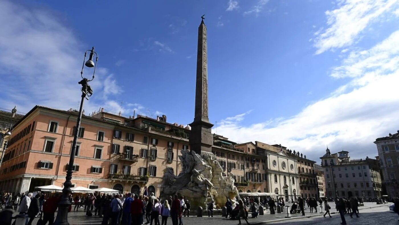 L’obélisque égyptien et la fontaine des Quatre-Fleuves sur la place Navone à Rome, le 10 février 2017 (AFP)