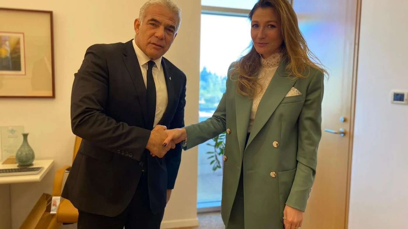 israel-ukraine-yair-lapid-emine-dzhaparova-febraury-2022-twitter