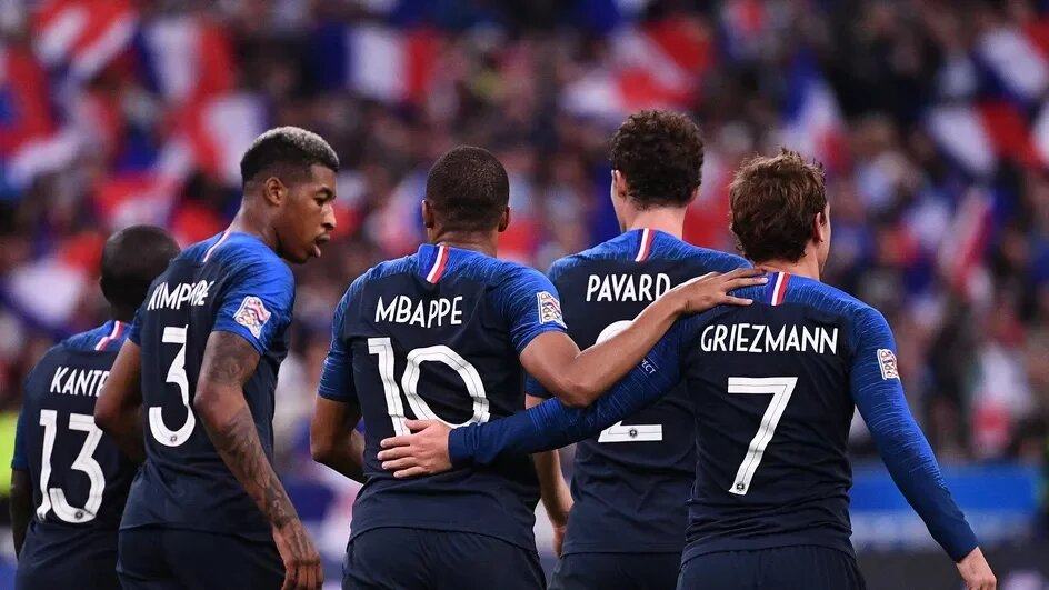 « Comme toutes les générations qui les ont précédés, les Bleus d’aujourd’hui ont la couleur du déni » – Rafik Chekkat (AFP/Franck Fife)