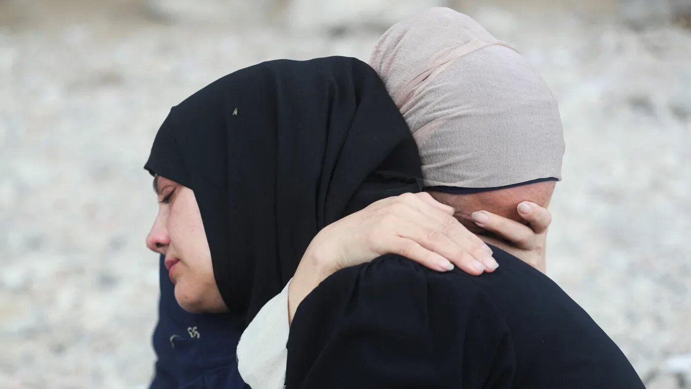 Mourners react during the funeral of Palestinians killed in overnight Israeli strikes at Al-Shifa Hospital in Gaza City, 3 September (Reuters/Mahmoud Issa)