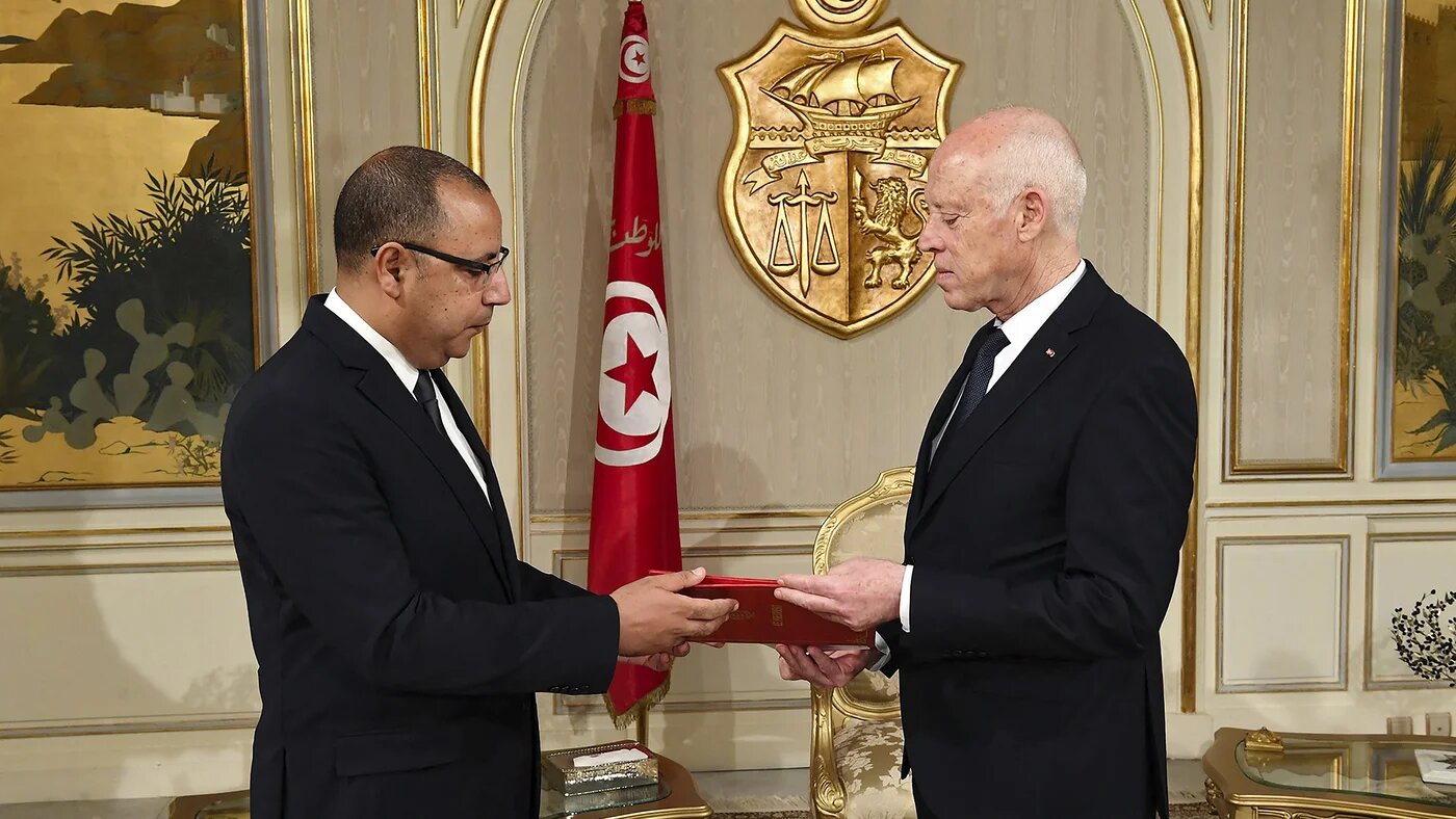 Hichem Mechichi et Kais Saied, le 24 août 2020 (AFP)