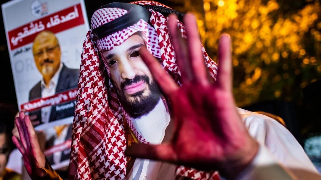 Protesters outside the Saudi Arabia consulate in Istanbul on 25 October 2018