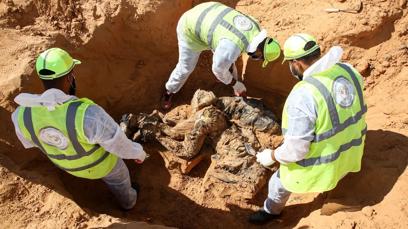 Libya: Searching for mass graves and exhuming bodies in Tarhuna, southeast of Tripoli