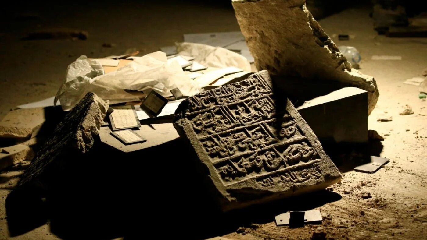 Un artefact endommagé dans le musée de Mossoul après la libération de la région de l’EI (Reuters)
