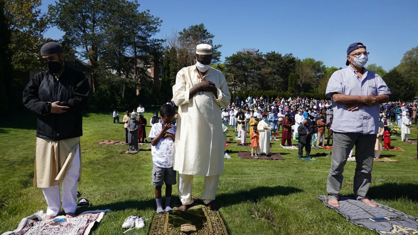 Eid al-Fitr prayer at the Islamic Center of Wheaton 
