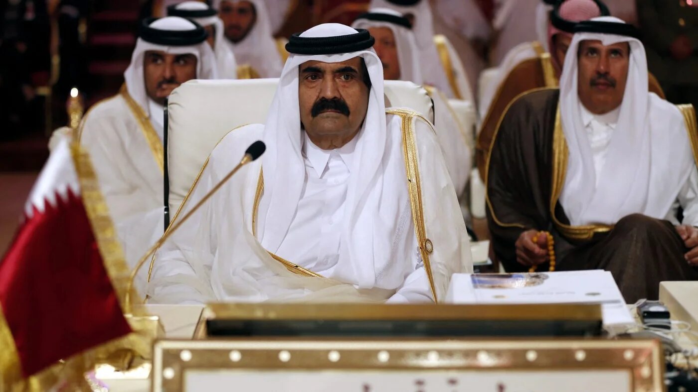 Qatar’s former emir Sheikh Hamad bin Khalifa Al Thani attends the opening of the Arab League summit in Doha, 26 March 2013 (Karim Sahib/AFP)