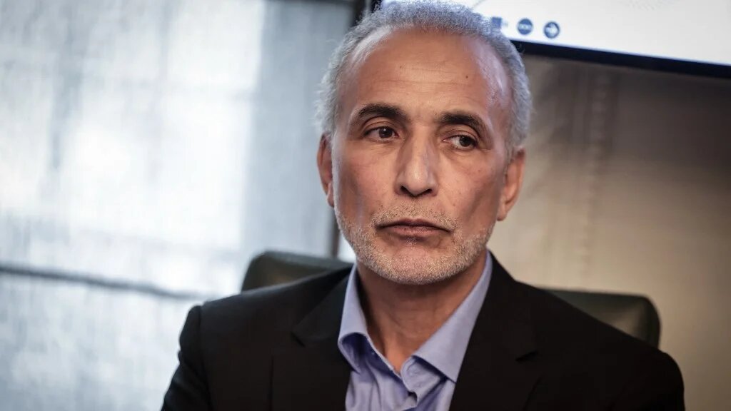 Tariq Ramadan at a news conference in Paris on 30 September 2025 (Stephane De Sakutin/AFP)