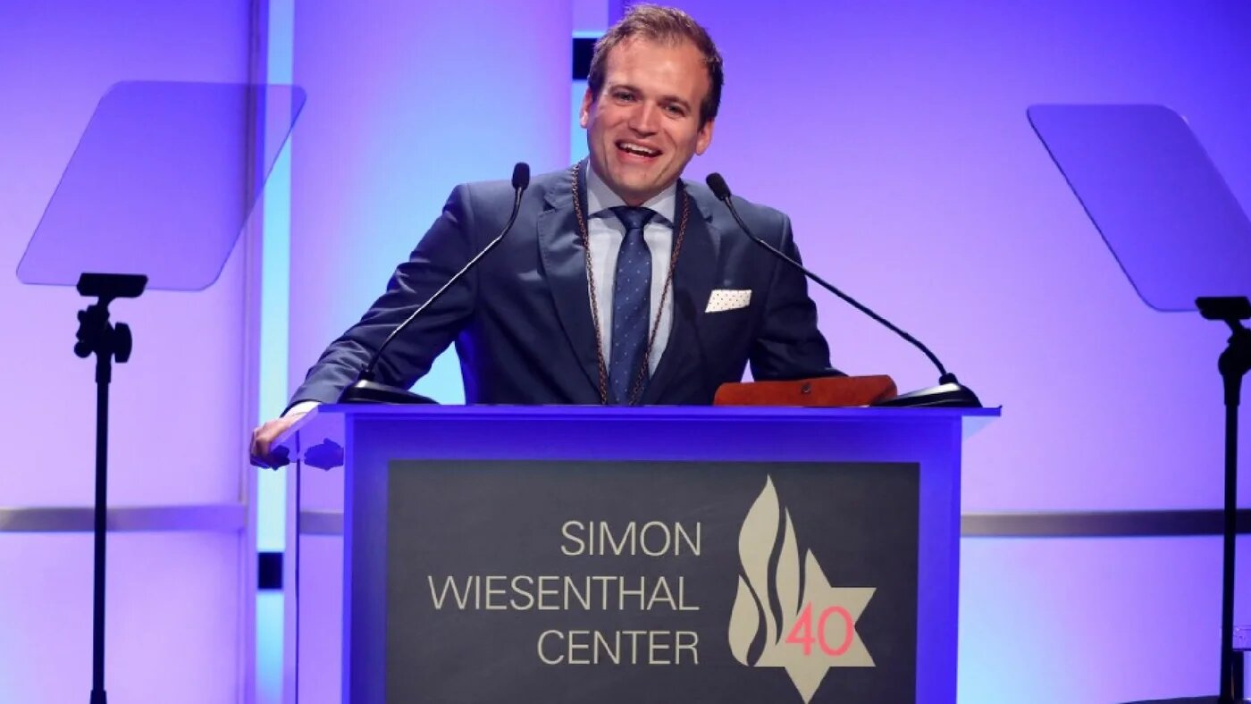 Rev. Johnnie Moore speaks at The Simon Wiesenthal Center's National Tribute Dinner on 5 April 5 2017 in Beverly Hills, California (AFP)