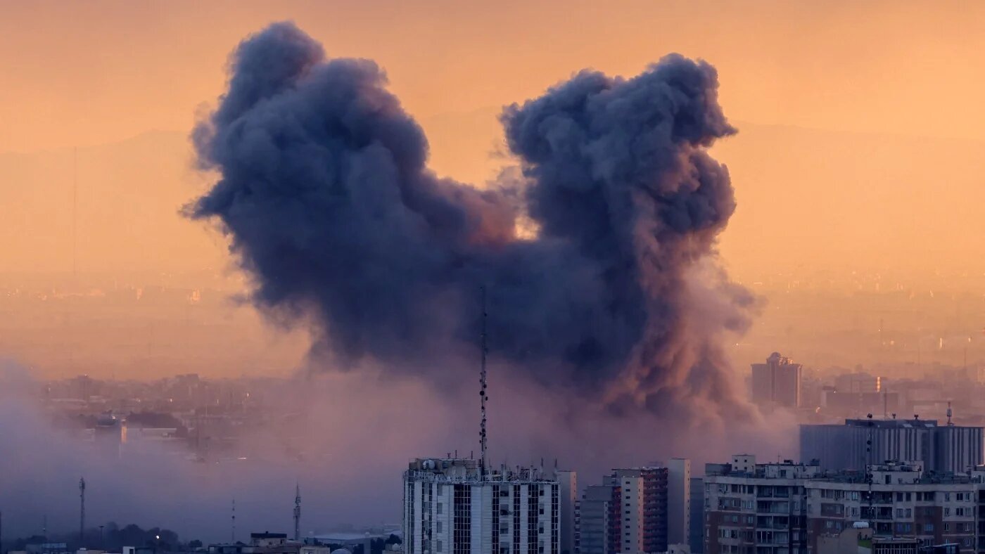 A plume of smoke rises after a strike on the Iranian capital Tehran, on 3 March 2026 (Atta Kenare/AFP)