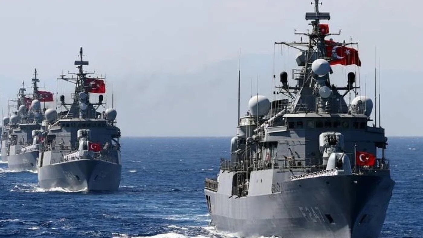 La marine turque mène des exercices lors des manœuvres militaires « Denizkurdu » en 2021 (ministère turc de la Défense)