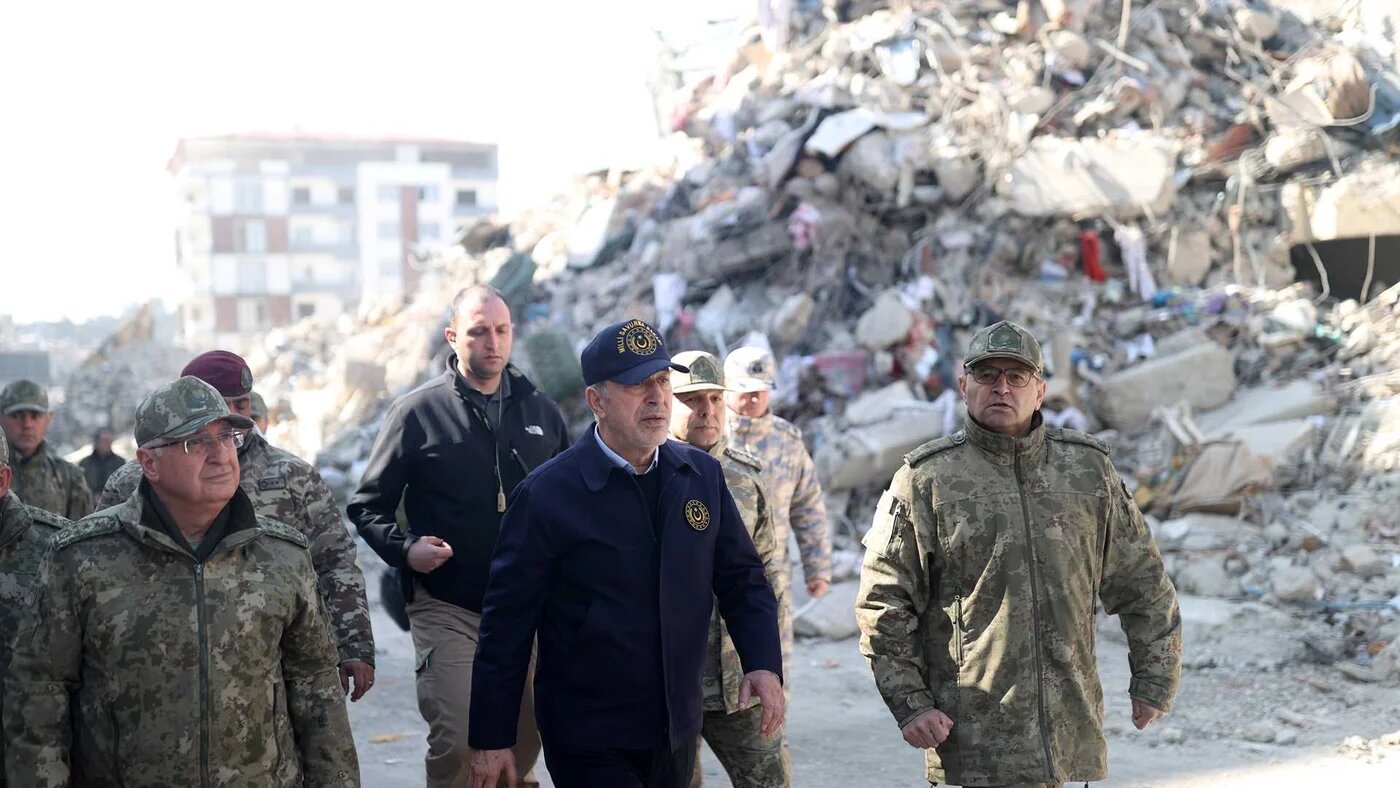 The Turkish defense minister Hulusi Akar inspects the earthquake response activities in Turkey's Hatay on 15 February 2023 (Turkish Defense Ministry)