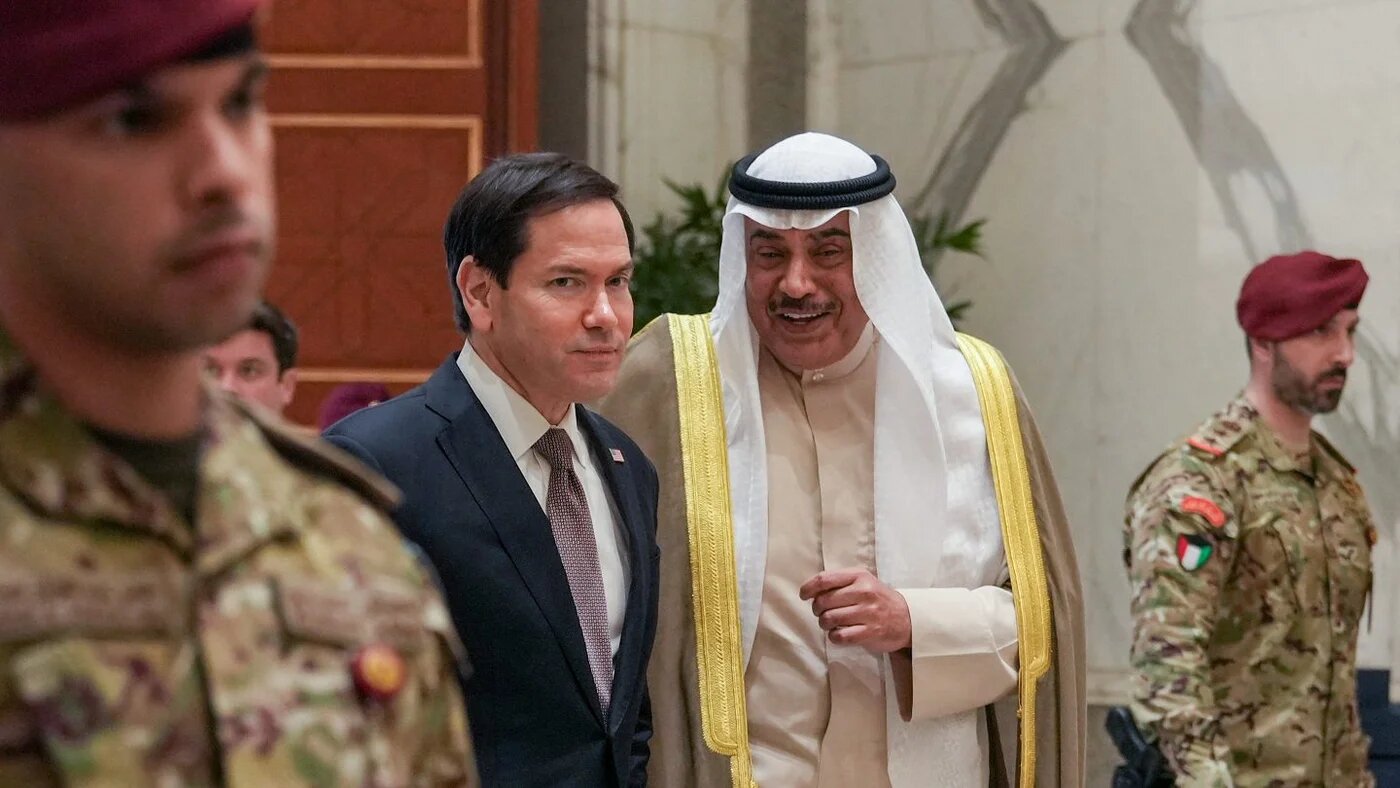 U.S. Secretary of State Marco Rubio walks with Kuwait's Crown Prince Sheikh Sabah Khaled al-Hamad al-Sabah at Bayan Palace in Kuwait City, 24 June 2026 (Eric Lee/Pool/AFP)