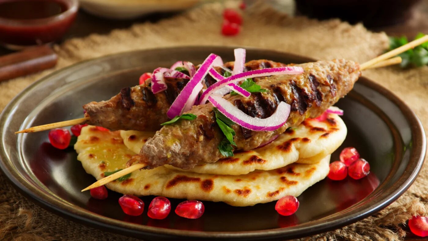 Lamb kebabs with homemade bread (Lesya Dolyk/Wikimedia Commons)