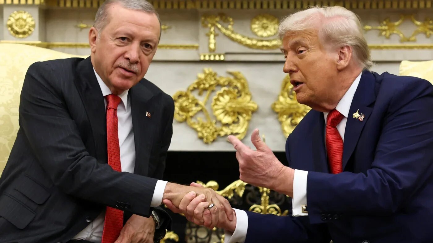 US President Donald Trump hosts Turkey's President Recep Tayyip Erdogan at the White House in Washington on 25 September 2025 (Kevin Lamarque/Reuters)