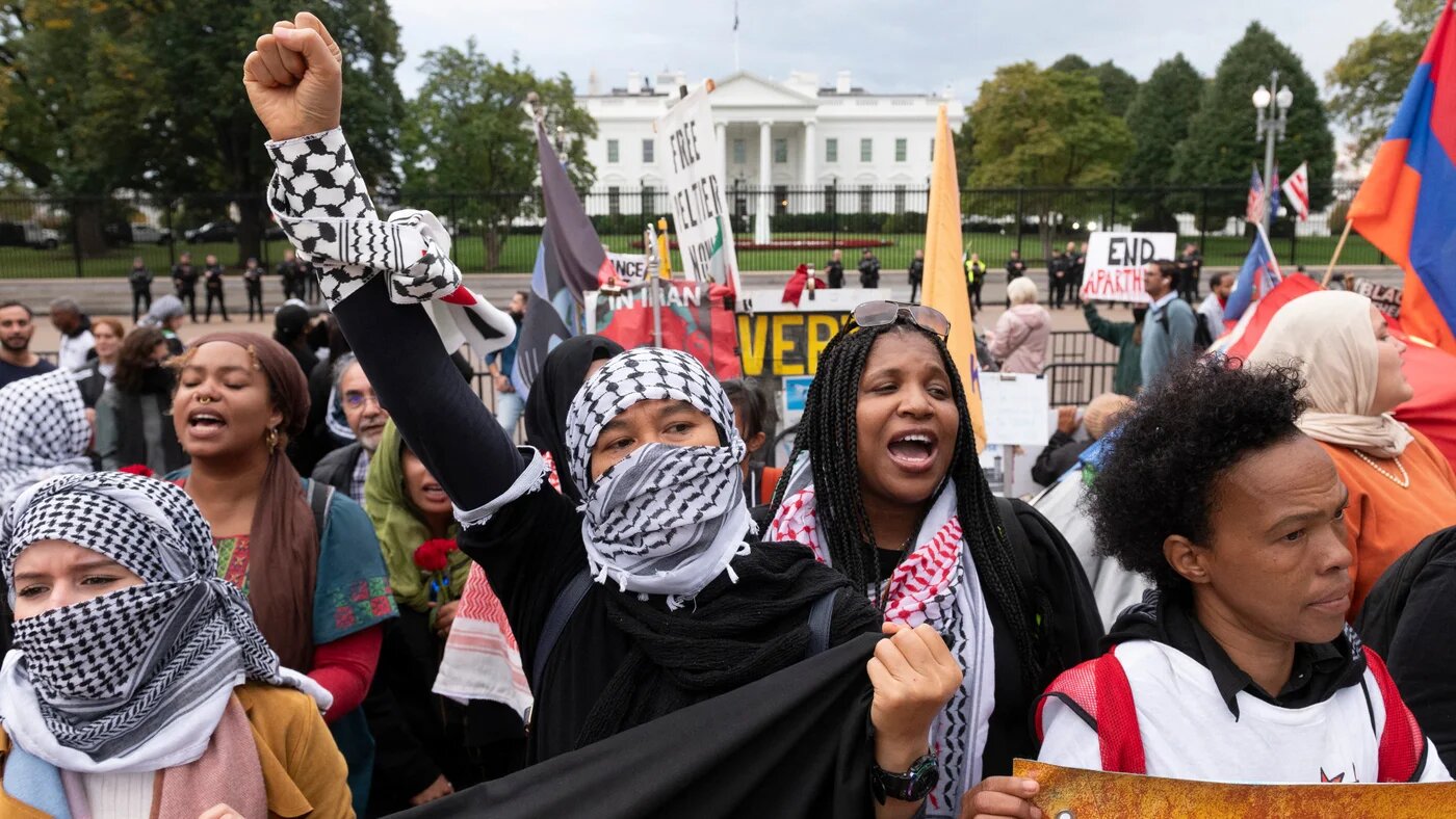 Protesters demonstrate against US support for the Israeli military assault on Gaza during a rally in front of the White House on 20 October 2023 (AFP) 