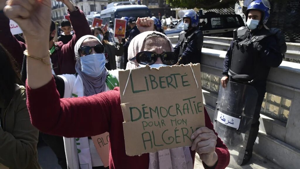 La Ligue algérienne de défense des droits de l’homme (LADDH) était très impliquée dans les manifestations du mouvement populaire du hirak (AFP/Ryad Kramdi)