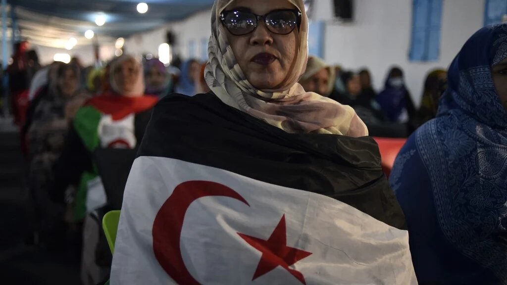 Pour de nombreux Algériens, une reconnaissance de la souveraineté marocaine sur le territoire du Sahara occidental « ne peut être que le résultat d’un référendum d’autodétermination » (AFP/Ryad Kramdi)