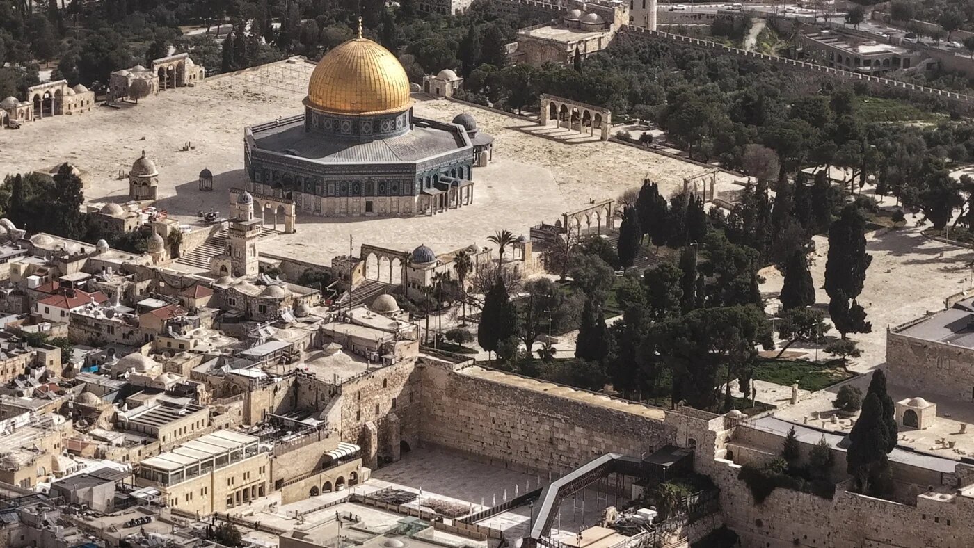 A drone view of the Dome of the Rock in Al-Aqsa Mosque and the Western Wall following restrictions imposed by Israeli authorities, on 5 April 2026 (Reuters/Ilan Rosenberg)