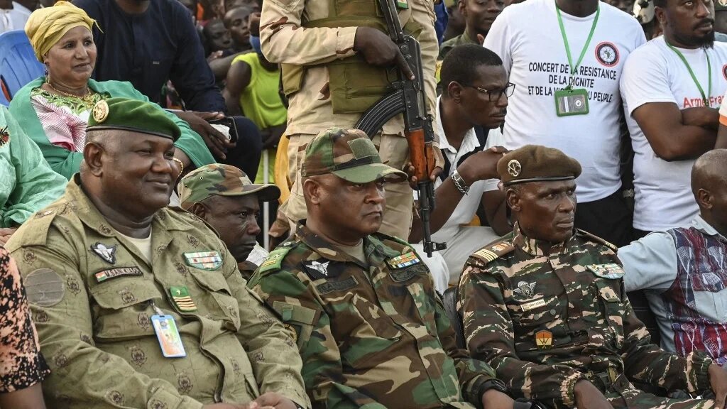 « Les armées en Afrique [ici au Niger] et au Moyen-Orient ont étendu leurs bases de pouvoir via des alliances avec les classes ouvrières contre les forces féodales et aristocratiques » - Radwa Saad (AFP)
