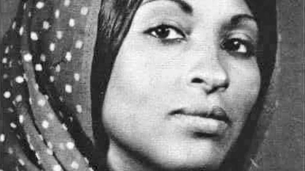 Asia Abdelmajid, a Sudanese actor, was killed in crossfire in Khartoum at the age of 80 (Social media)