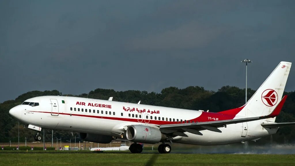 Le 28 décembre à l’aéroport de Paris-Orly, dans le train d’atterrissage d’un vol d’Air Algérie en provenance d’Oran, un jeune Algérien en situation irrégulière a été découvert en « hypothermie sévère » (AFP/Philippe Huguen)