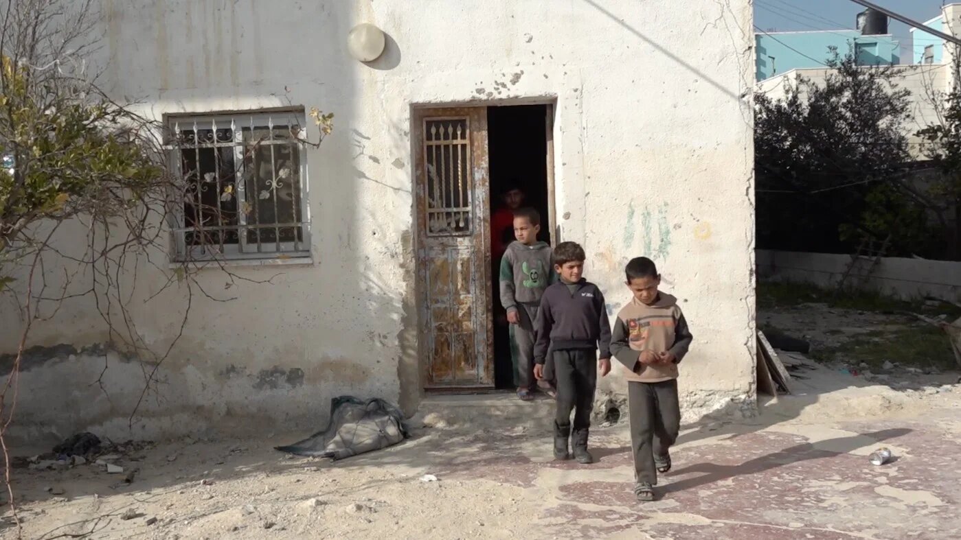 Children from the Jamal family in al-Rehiyya, south of Hebron, March 2026 (Sami Jaradat/MEE)