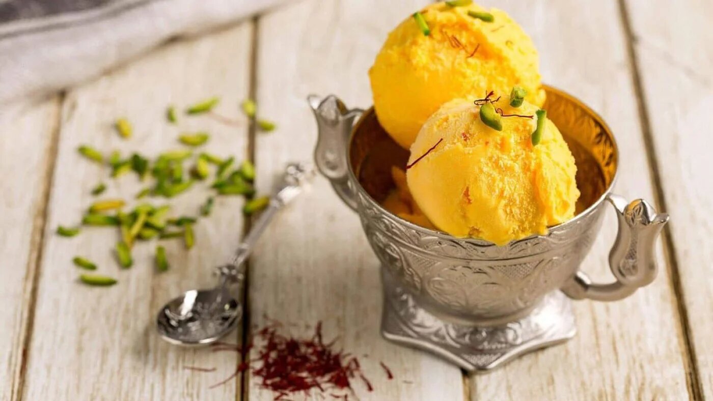 La crème glacée au safran est la coqueluche de l’été en Iran (Wikimedia Commons)