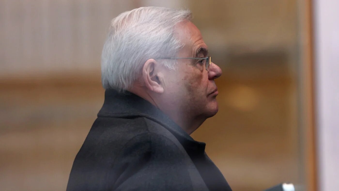 Former Senator Bob Menendez arrives for his sentencing at Manhattan Federal Court on 29 January 2025 in New York City.