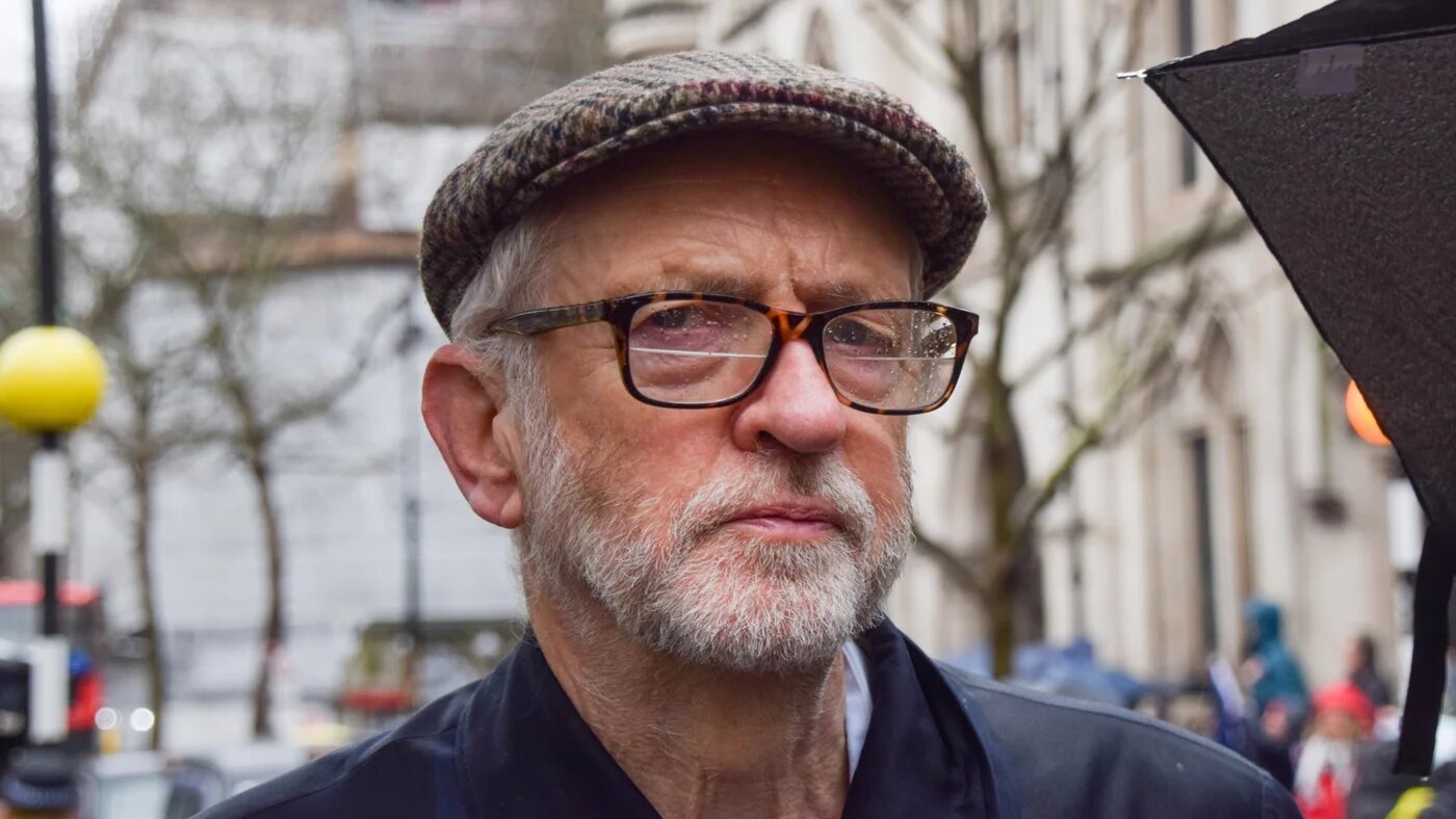 Former Labour Party Leader Jeremy Corbyn seen outside the High Court in London on the second day of Julian Assange's extradition hearing, 21 February (Reuters)