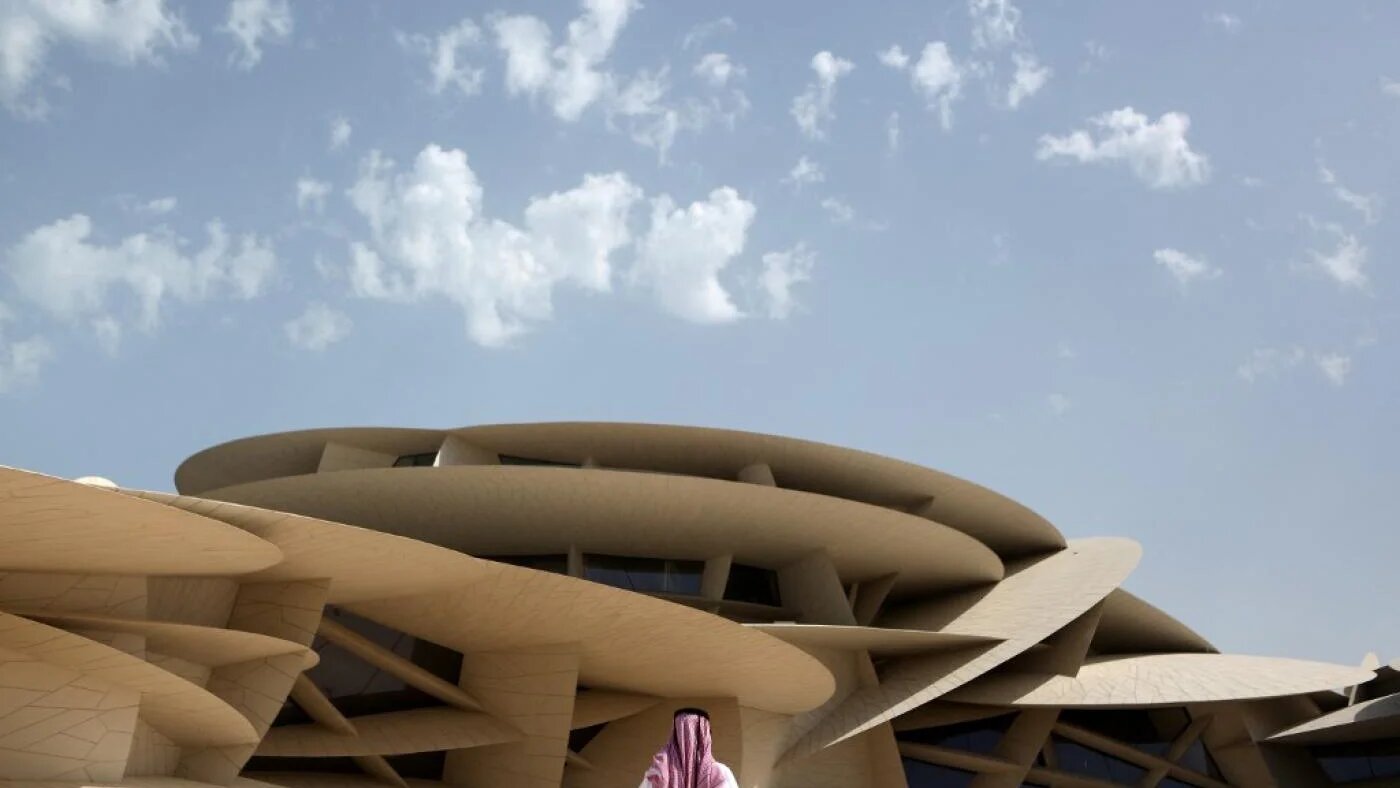 Le design du Musée national du Qatar est inspiré de la rose des sables (AFP)