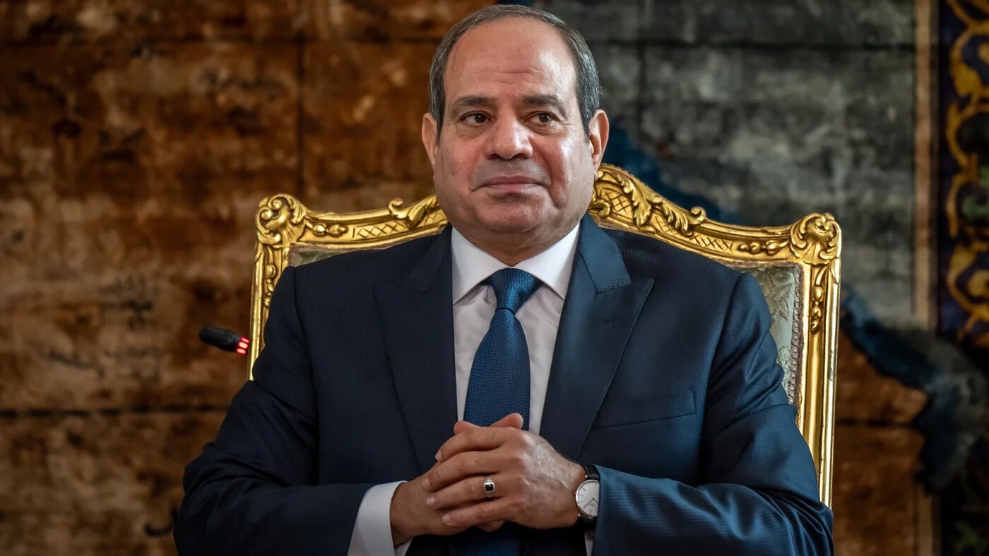 Egypt's President Abdel Fattah al-Sisi sits with the German Chancellor during their meeting in Cairo, Egypt on 18 October 2023 (Michael Kappeler/Pool/AFP)
