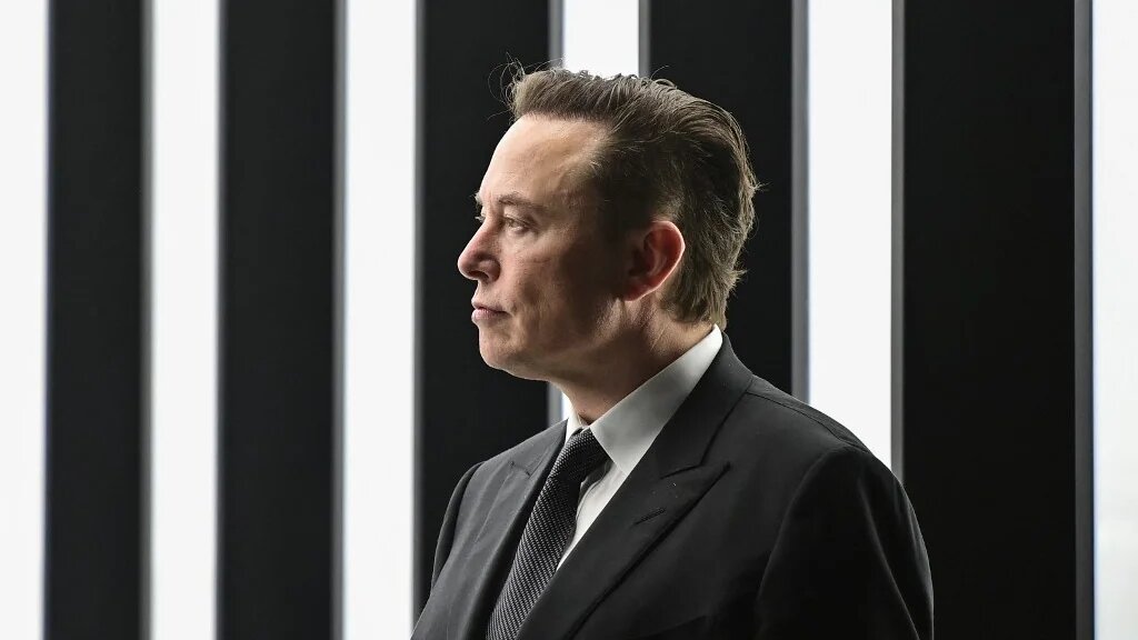 Elon Musk, PDG de Tesla, à Grünheide (Allemagne), le 22 mars 2022 (AFP)