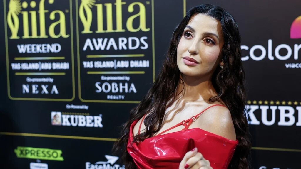 L’actrice de Bollywood Nora Fatehi participe à la 23e édition de l’Indian Film Academy and Awards (IIFA) à Abu Dabi, le 26 mai 2023 (AFP/Giuseppe Cacace)
