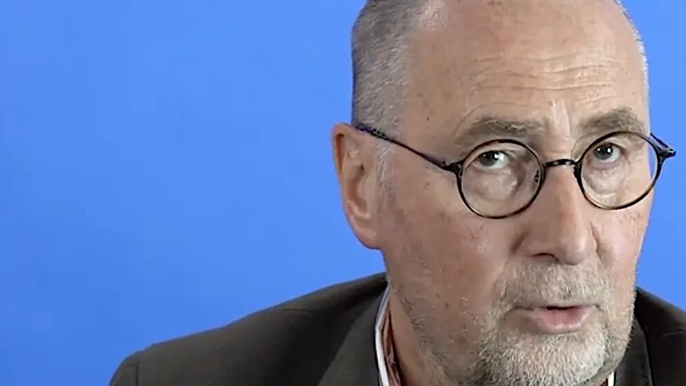 « Croire à Paris qu’en allant à Alger, en cédant aux Algériens sur les dossiers qui leur sont chers, mémoire et visas, nous les gagnerons à notre cause et les amènerons vers plus de coopération est un leurre » - Xavier Driencourt (capture d’écran/Le Figaro)