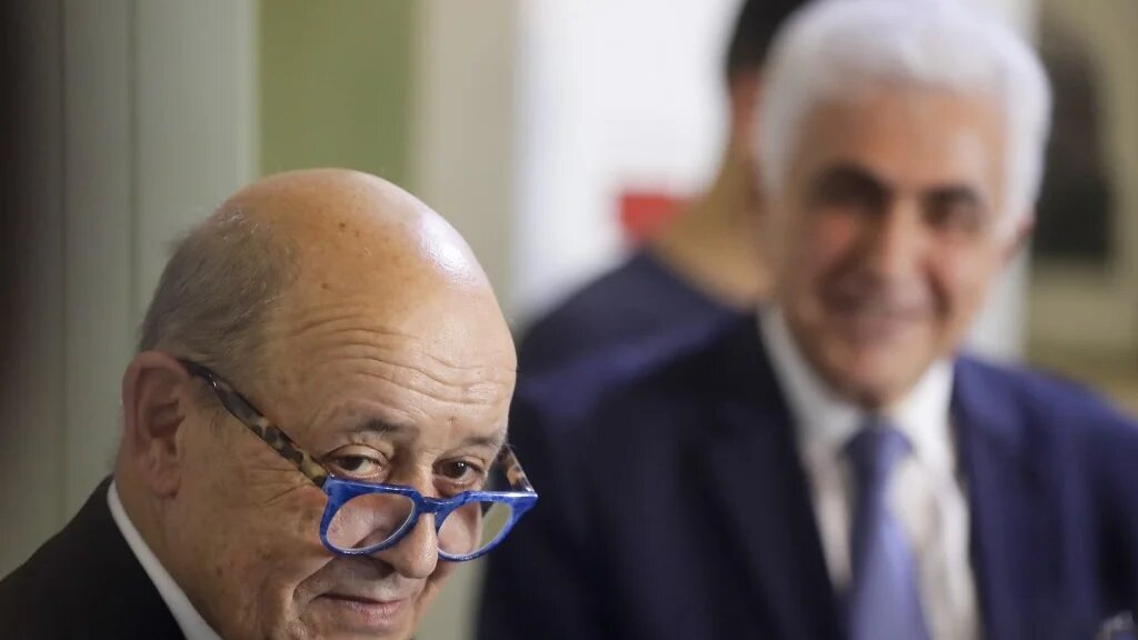 French Foreign Minister Jean-Yves Le Drian met Lebanese Prime Minister Hassan Diab and President Michel Aoun