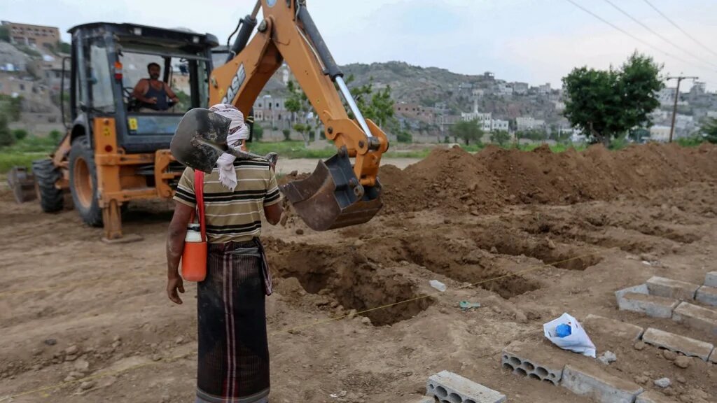 Researchers analysed the burial activity of all cemeteries in the Aden governorate using high-resolution satellite images.