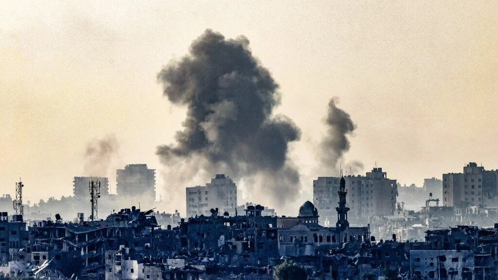 Le soutien de l’Occident à l’occupation israélienne « met en péril la délicate stabilité mondiale qui a émergé après la Seconde Guerre mondiale », selon Taha Özhan (AFP/Jack Guez)