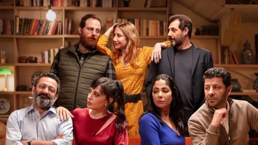 Cette intrigue a déjà fait le succès de plusieurs remakes du film italien d’origine, tant le suspense et l’attente de la catastrophe imminente tiennent en haleine le spectateur. Un pari réussi vu l’audimat déjà réalisé par la dernière version que propose Netflix (capture d’écran)