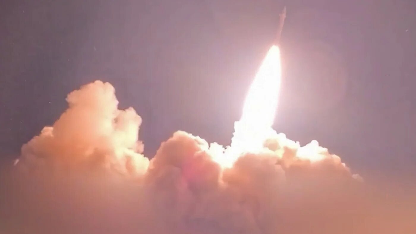 A missile is launched from an undisclosed location towards US targets in Jordan, Kuwait and Bahrain, according to video published by IRGC on 16 July 2026 (AFP/Sepahnews.com) 