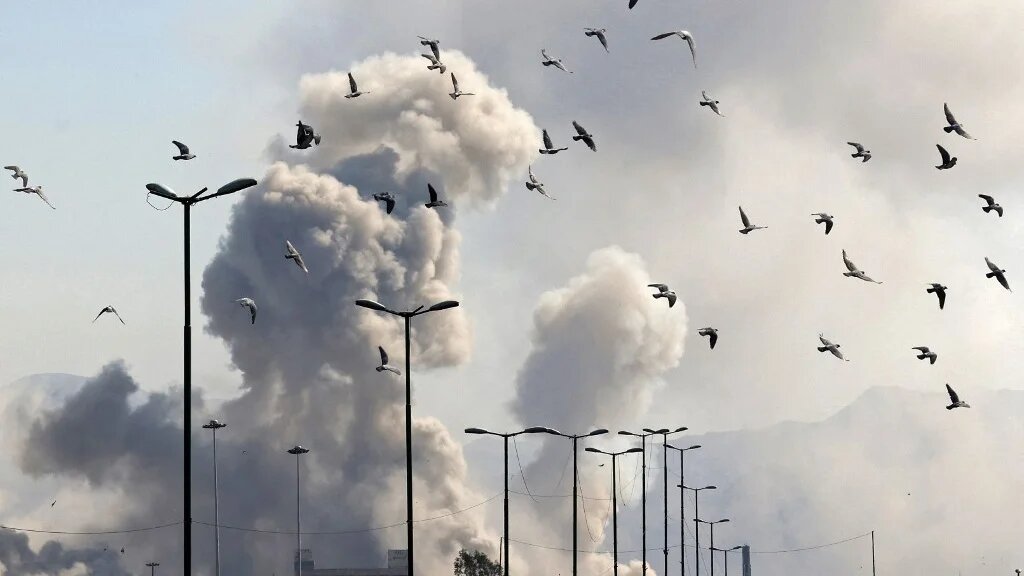Smoke rises after a strike on the Iranian capital Tehran on 5 March 2026 (Atta Kenare/AFP)