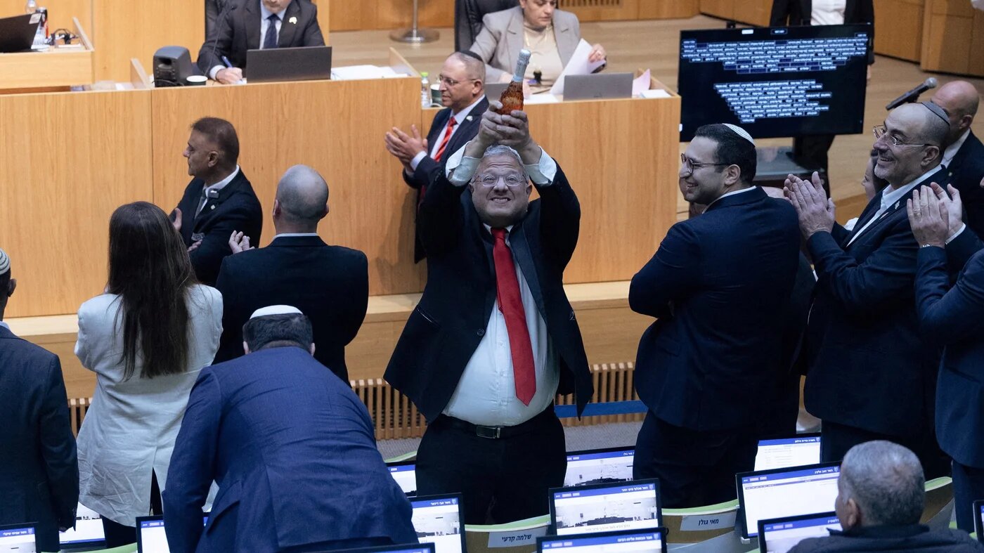 Israel's far-right minister Itamar Ben Gvir celebrates after death penalty for Palestinians gets passed into law, 30 March, 2026 (Reuters/Oren Ben Hakoon)