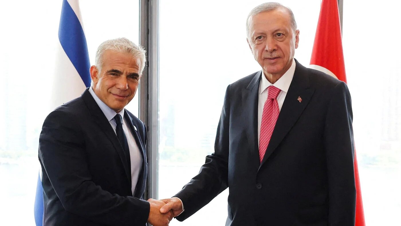 Turkish President Tayyip Erdogan meets with Israeli Prime Minister Yair Lapid on the sidelines of the UN General Assembly in New York City, US, on 20 September 2022 (Reuters/Presidential Press Office)