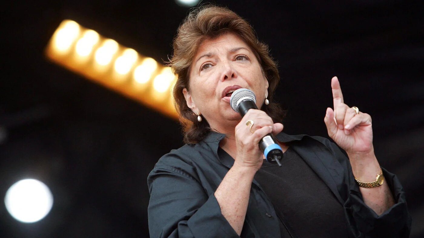 Leila Shahid, then Palestinian representative in France, gives a speech on 11 September 2005 in La Courneuve, near Paris (AFP/Franck Fife)